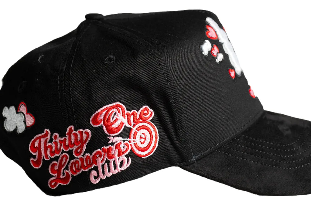 31 Hats La Love Clouds San Valentin