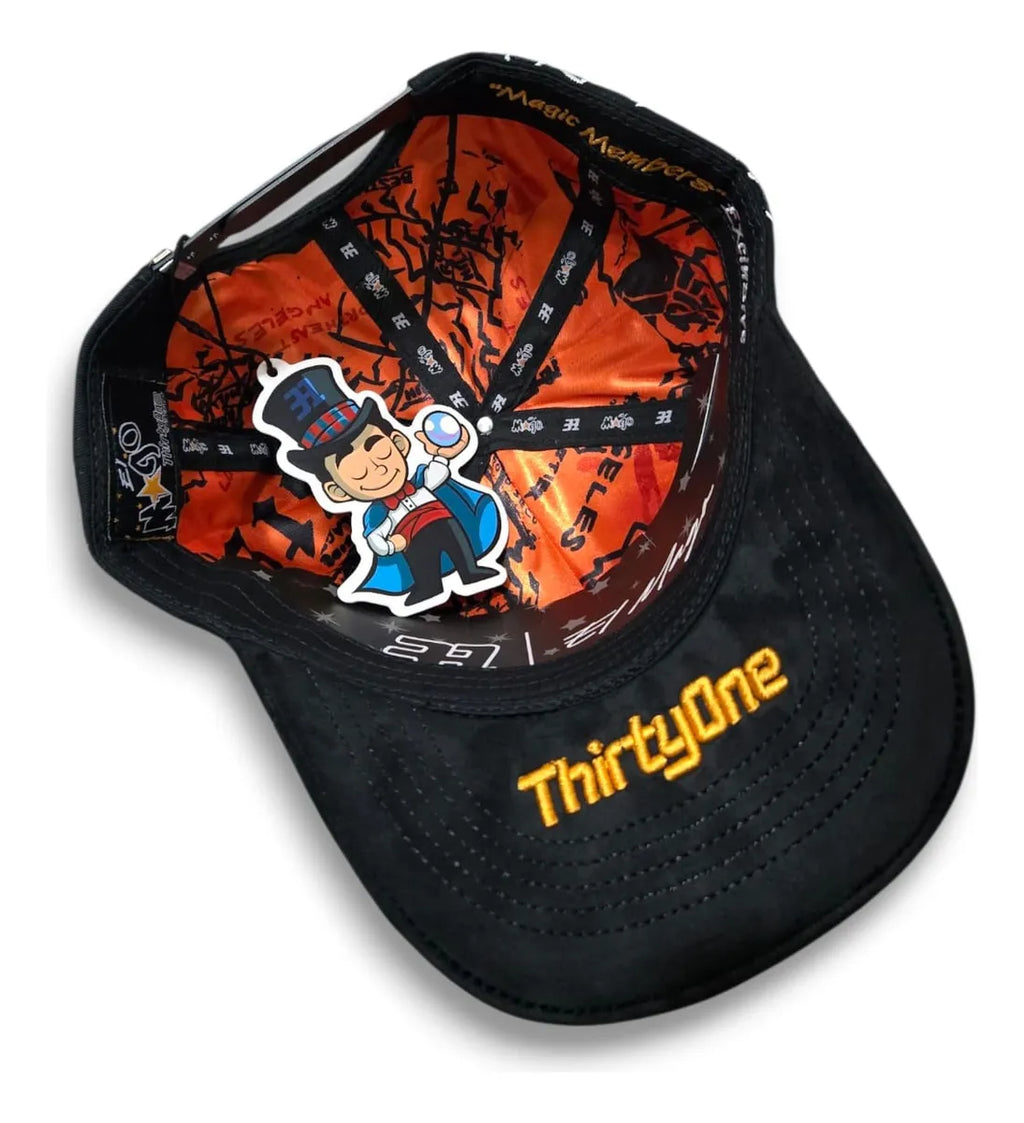 31 HATS MAGO AMARILLO MAGIC MEMBERS